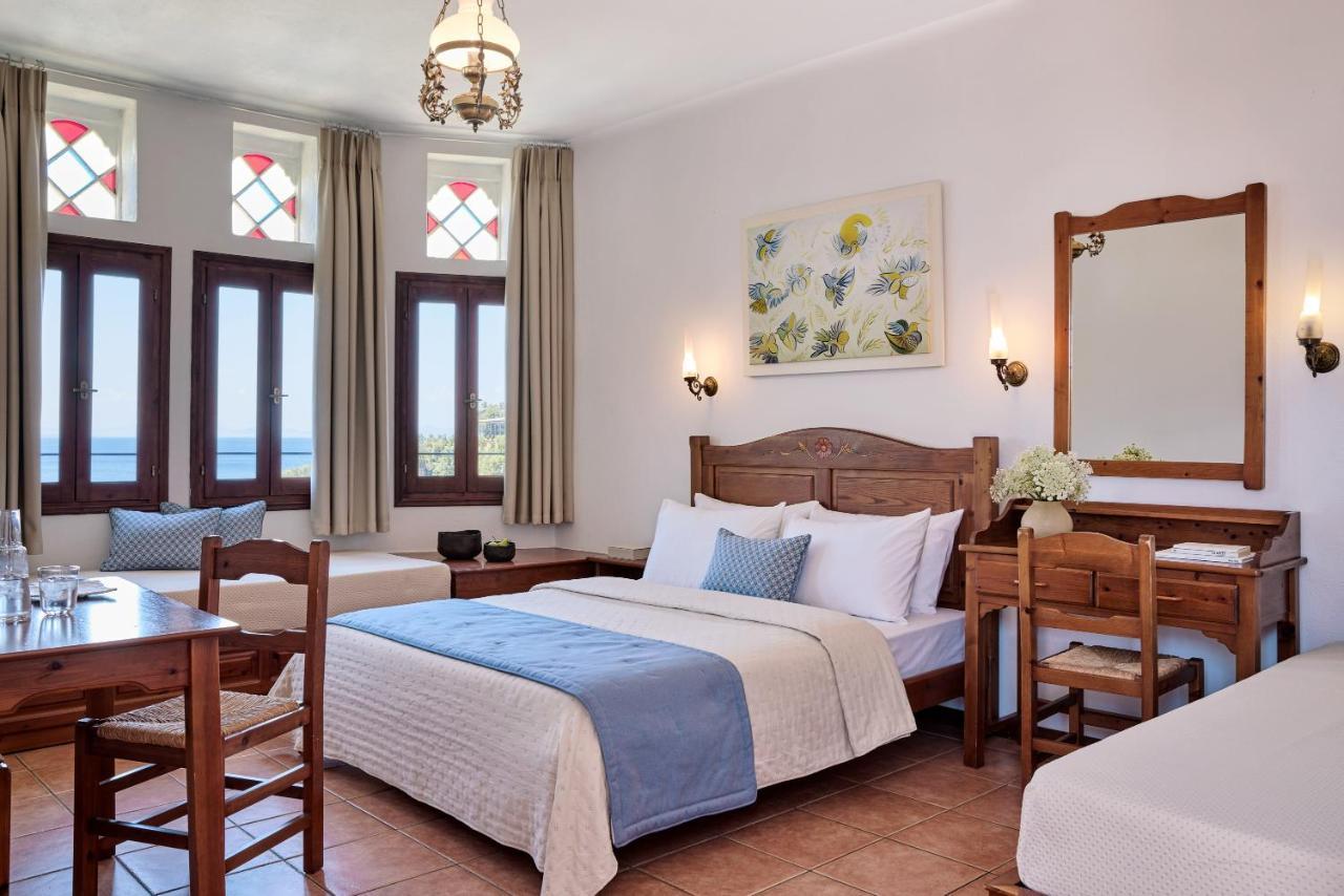 Leda Village Resort Chorto Exterior photo