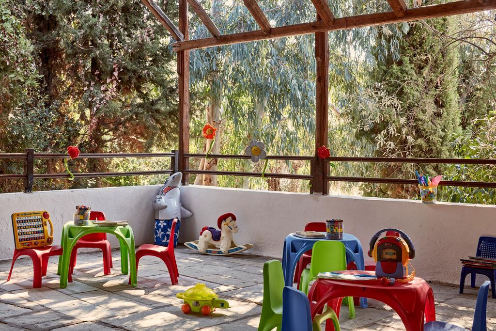 Leda Village Resort Chorto Exterior photo